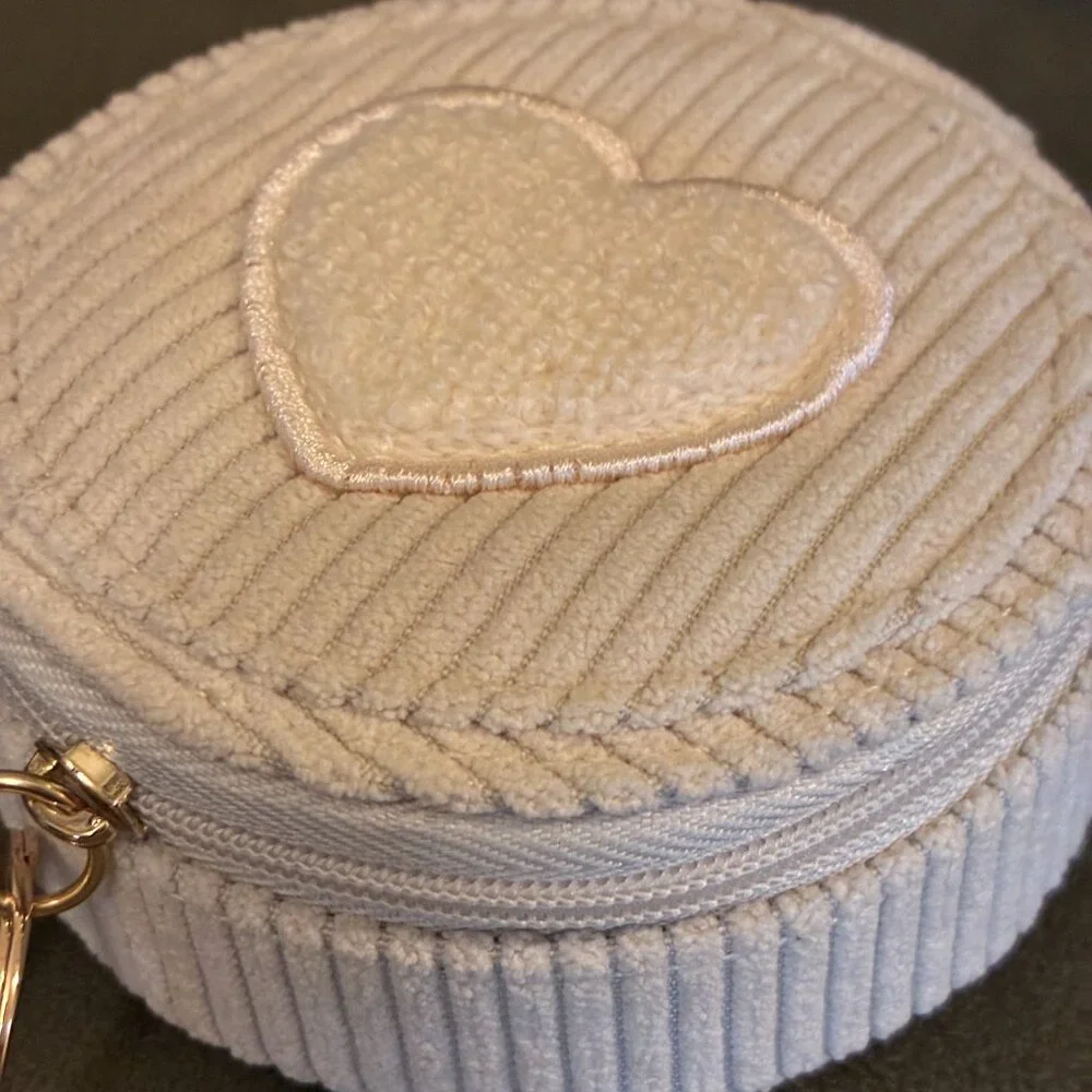 NWOT Altar'd State Corduroy Embellish Heart Pill Box - Picture 7 of 9